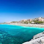 Serenity By The Вилла